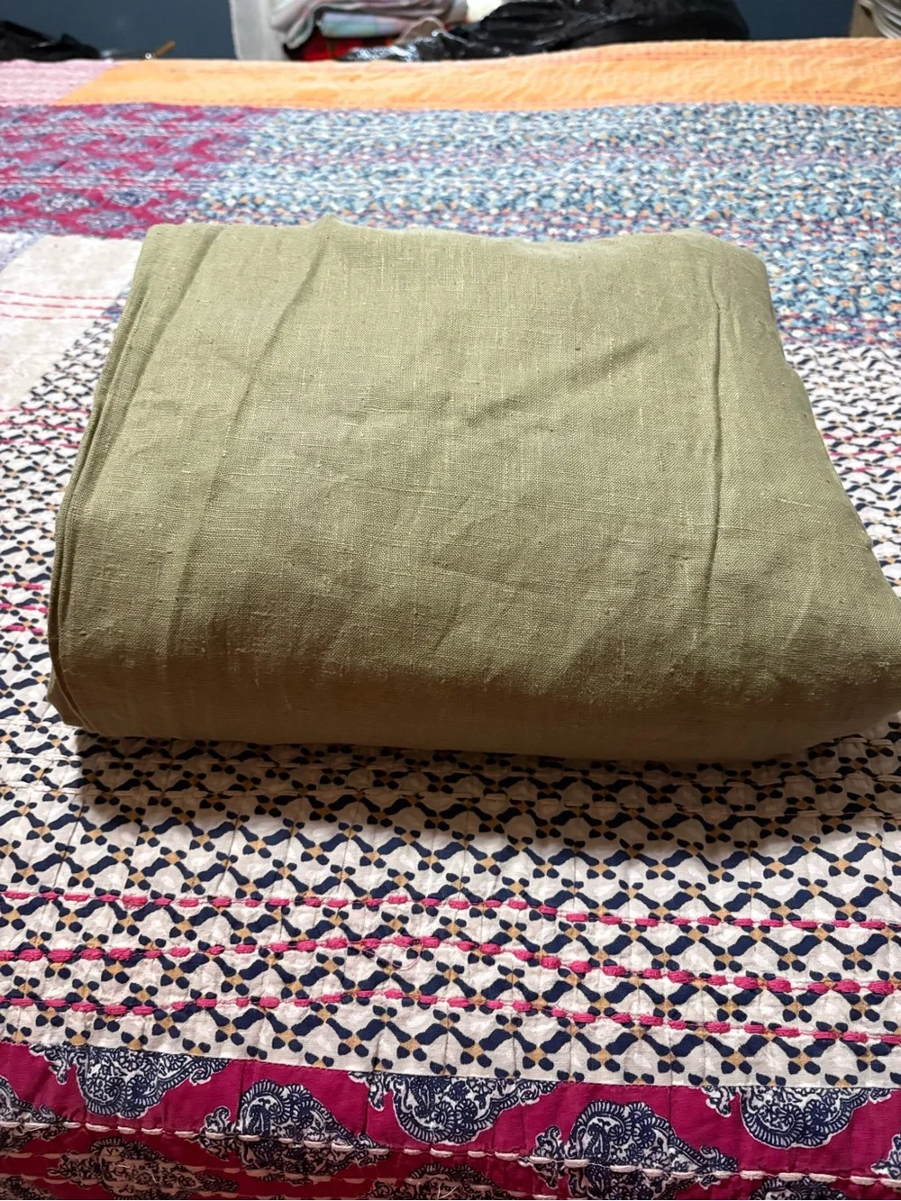 Olive Green Linen Button Pouch Duvet King